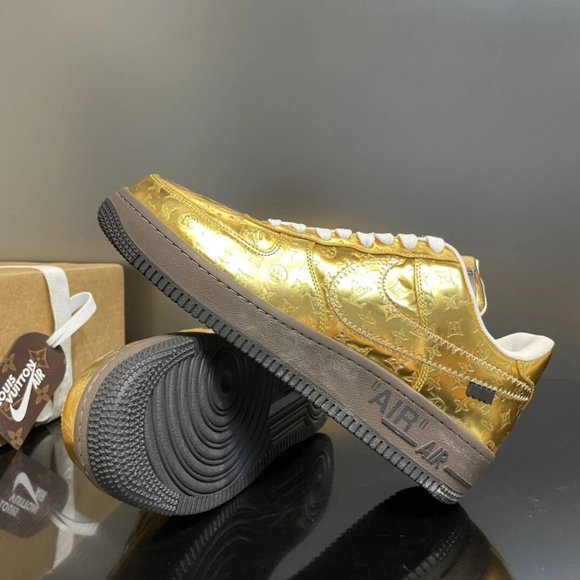 Nike shoes - Picture 5 of 7